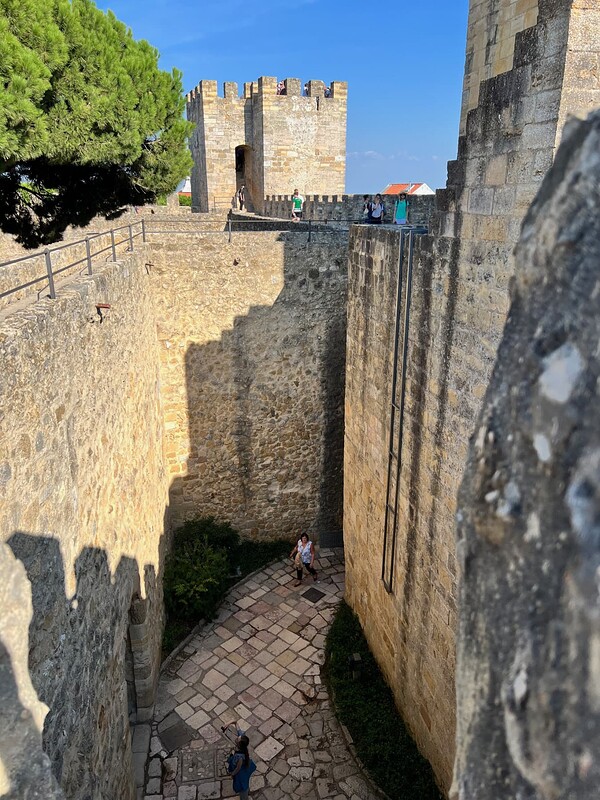 So many interior walls