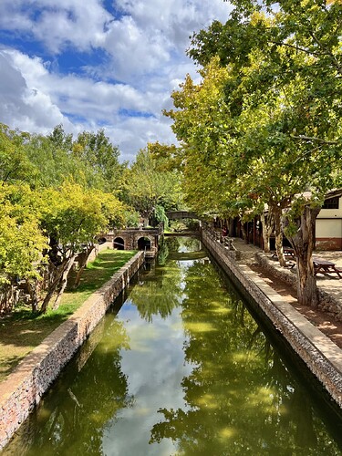 Alte. Still not sure why our tour stopped here...but the pic is nice.