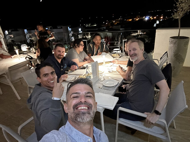 A dinner crew (bottom to r, Andre, Juan, Blake, Jean, Will, Coco, Me)