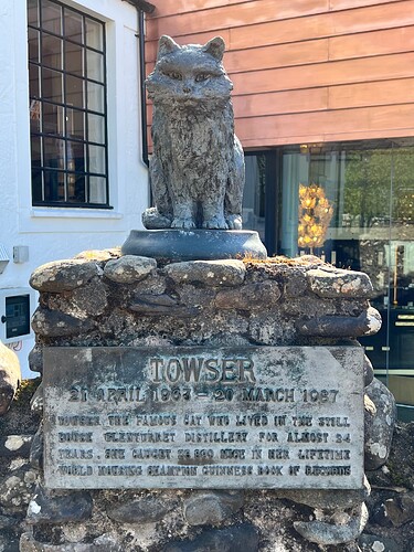 A plaque dedicated to their would famous working cat, Towser.