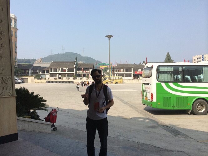 Skeens arrives in Hangzhou