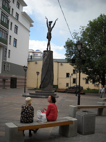 A statue in honor of ballerina Maria Plisetskaya on Bolshaya Dmitrovka Street just down from Theatre of Nations and up from the Bolshoi.