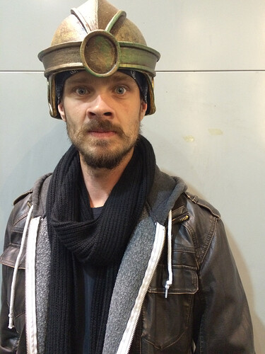 Jesse is looking for more work....