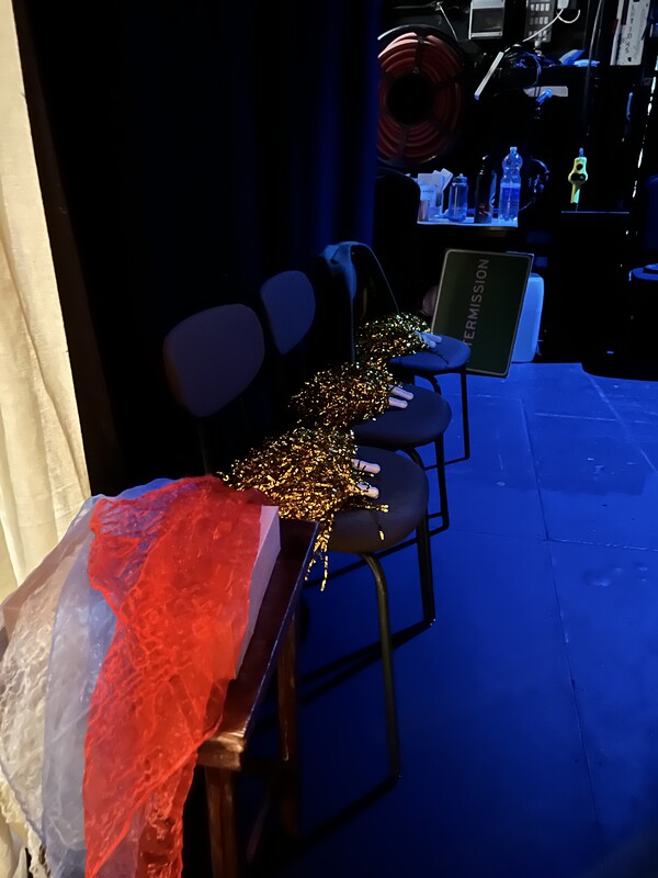 Props are set.